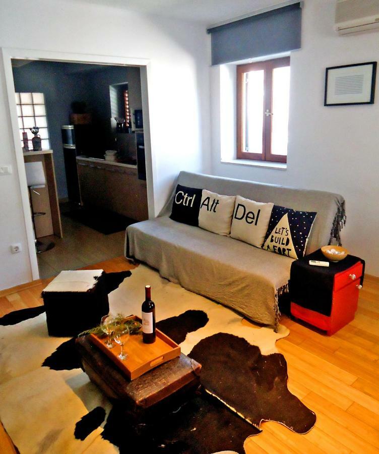 Apartman For 4 - Lovreta Makarska Eksteriør billede