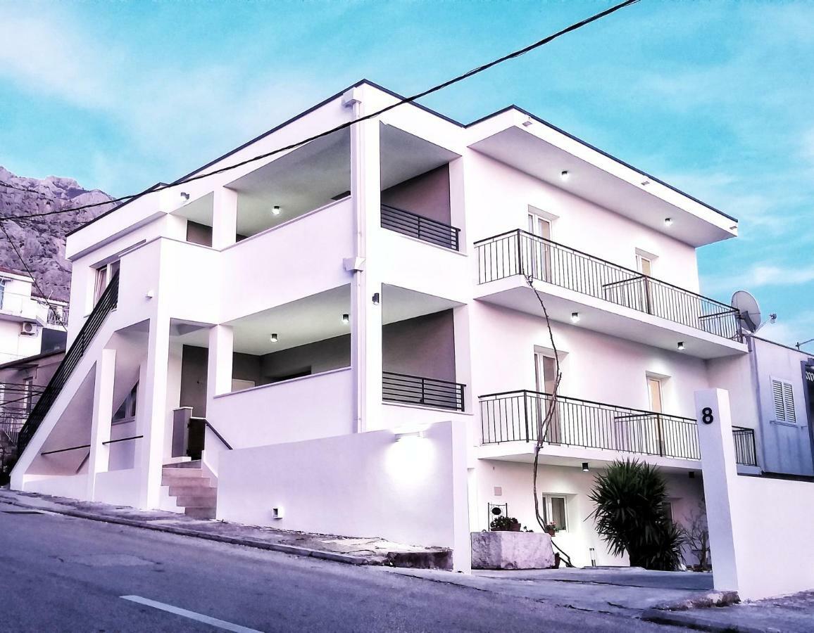 Apartman For 4 - Lovreta Makarska Eksteriør billede
