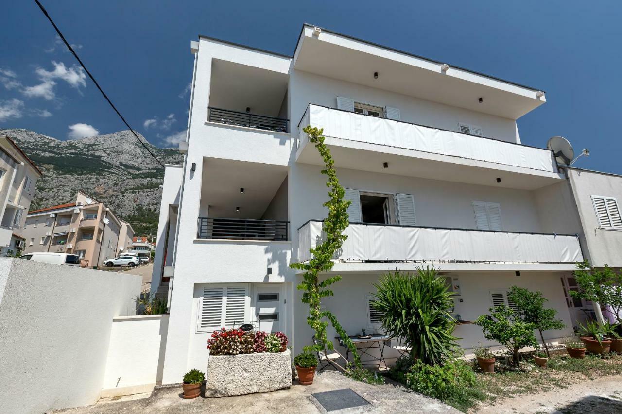Apartman For 4 - Lovreta Makarska Eksteriør billede